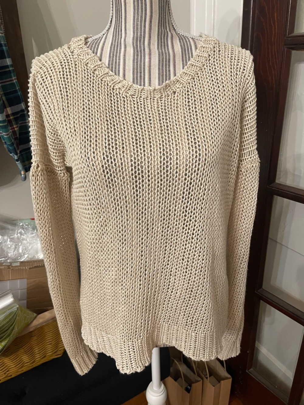Ralph Lauren Cream Knit Open-Weave 100% Italian Linen Sweater. - Picture 4 of 5